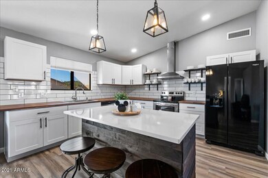 Kitchen 2