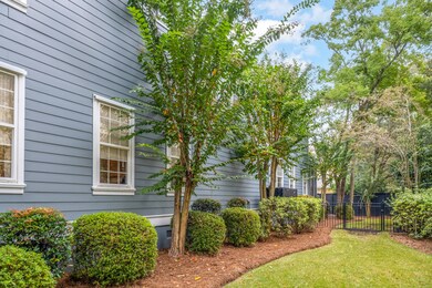 1147 Blakeway St Exterior-14
