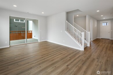 592 SW 97th St unit 2, Seattle, WA 98106 - photo 4
