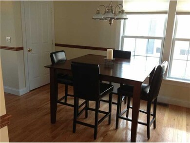 Dining Room. Bright and Cheery dining area.