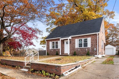 11 Hornbine St, Cranston, RI 02910 - photo 2