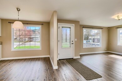 1382 NW Conklin Ave, Grants Pass, OR 97526 - photo 3