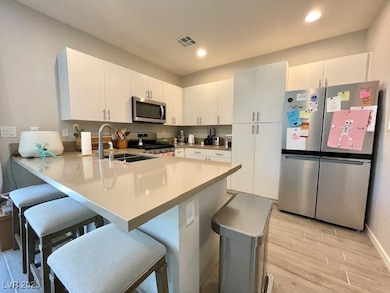 11238 Essence Point Ave unit 210, Las Vegas, NV 89135 - photo 7