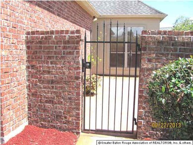 Front gate - Courtyard