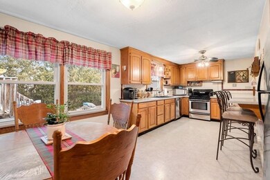 12 Emerald Ave, Lawrence, MA 01843 - photo 3