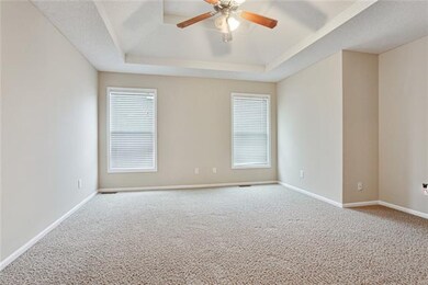 319 Mulberry Dr, Raymore, MO 64083 - photo 2