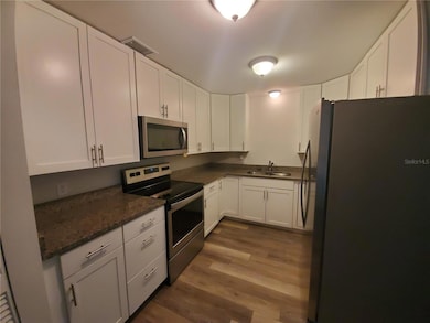 5650 Swift Rd, Sarasota, FL 34231 - photo 2