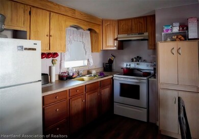 9 Pine Aire Cir, Lake Placid, FL 33852 - photo 2