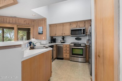 123 N Bald Head Wynd unit 8, Bald Head Island, NC 28461 - photo 5