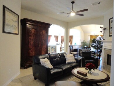 15807 Pleasant Green Cir, Tomball, TX 77377 - photo 7