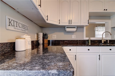 218 Franklin St, Warren, RI 02885 - photo 4