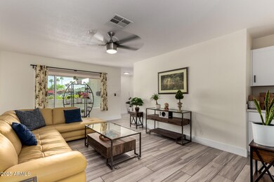 500 E Minton Dr, Tempe, AZ 85282 - photo 6