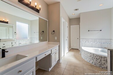 415 Waxberry Trail, San Antonio, TX 78256 - photo 6