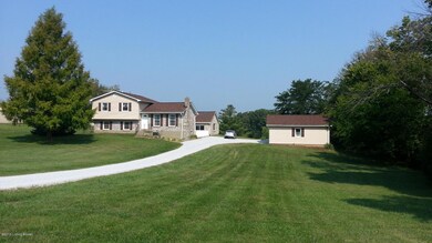 Galaxy - Kings Church Rd - 40071 212