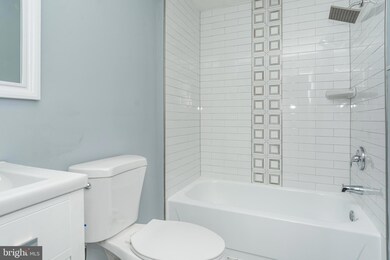 1722 Aliceanna St unit 5, Baltimore, MD 21231 - photo 6