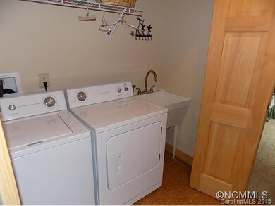 Laundry with washtub