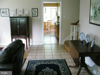 111 Lombardy Dr, Wallingford, PA 19086 - photo 2