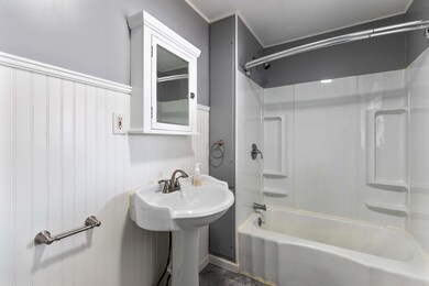 271GraniteStreetBiddeford_004