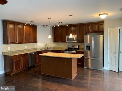 11838 Little Seneca Pkwy, Germantown, MD 20876 - photo 3