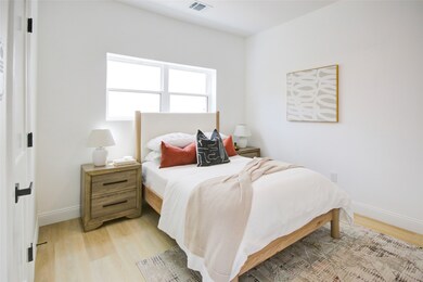 1214 W 24th St unit C, Houston, TX 77008 - photo 5