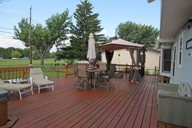 Deck B