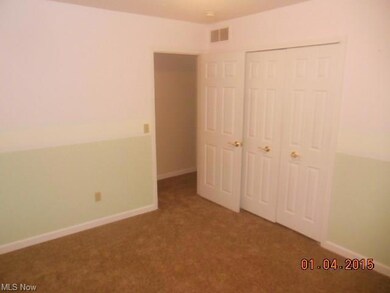 401 Parkview Dr, Sheffield Lake, OH 44054 - photo 6