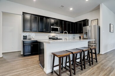 4971 Millican Dr, Pearland, TX 77584 - photo 3