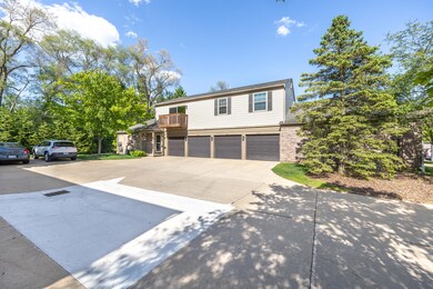 3049 Forest Creek Ct unit 20, Ann Arbor, MI 48108 - photo 4