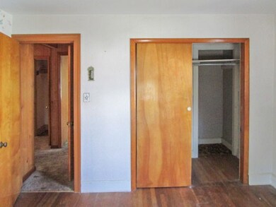 541 Woodman St, Fall River, MA 02724 - photo 7