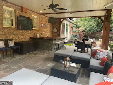 1136 Coronation Dr, Dunwoody, GA 30338 - photo 7