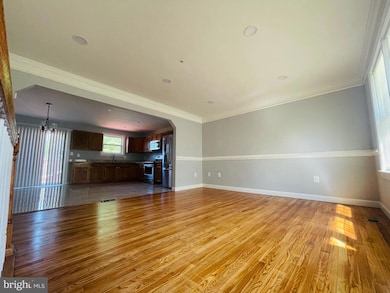 7010 E Chesapeake St, Hyattsville, MD 20785 - photo 2