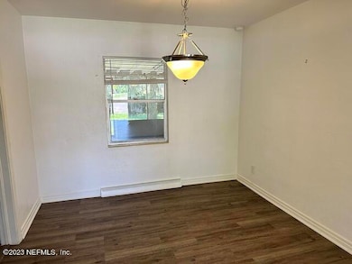 5766 Cedar Park Ln, Jacksonville, FL 32210 - photo 5