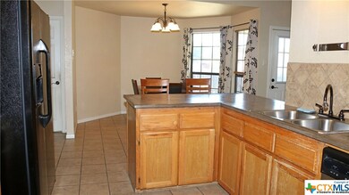 1604 Creek St, Copperas Cove, TX 76522 - photo 5