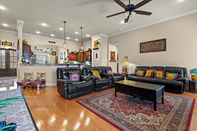 5719 Ashbrook Dr, Bartlesville, OK 74006 - photo 6