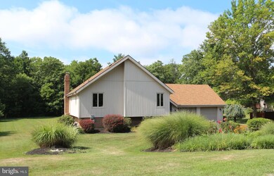 20615 Bluebird Ave, Hagerstown, MD 21742 - photo 2