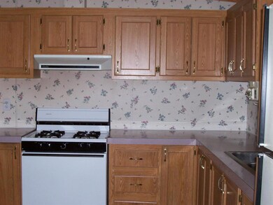 400 W Main St, Littleton, NH 03561 - photo 4