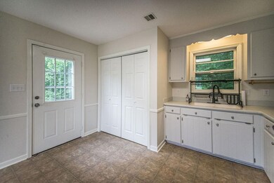 266 Wolfe Ln, Inman, SC 29349 - photo 5