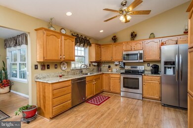 35663 Golf Course Dr, Mechanicsville, MD 20659 - photo 4