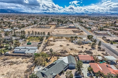 220 E Robindale Rd, Las Vegas, NV 89123 - photo 5