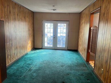 807 Doctor Martin Luther King Junior Place N, Conroe, TX 77301 - photo 4