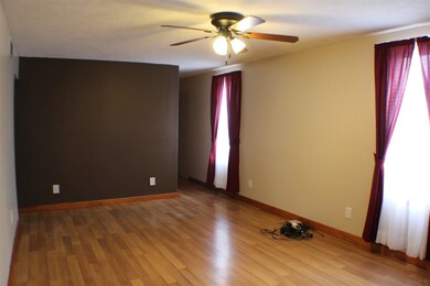 80 Noble St, Wabash, IN 46992 - photo 6