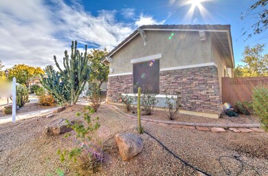 2083 E Bartlett Pl-3