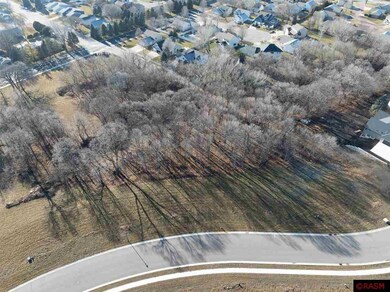 0 S Pointe Ct, North Mankato, MN 56003 - photo 3