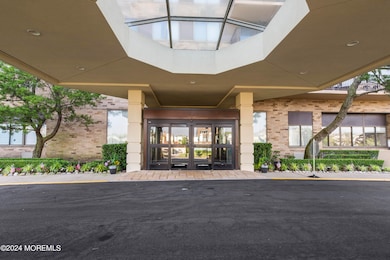 The Admirality Condominium unit 4B, Monmouth Beach, NJ 07750 - photo 4