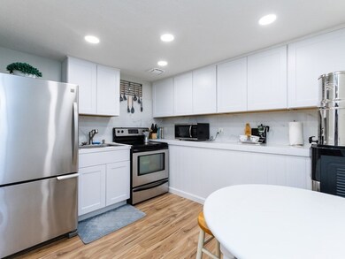 145 Winthrop Rd unit 1, Brookline, MA 02445 - photo 6