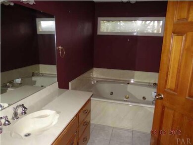 7402 Odell Ln, Pensacola, FL 32526 - photo 5