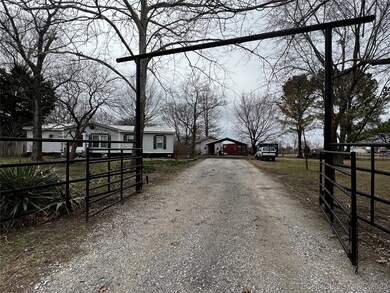 2430 N 166 Rd, Mounds, OK 74047 - photo 3