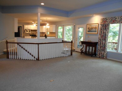 Living Rm