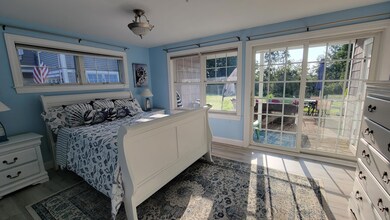 5_Bedroom1
