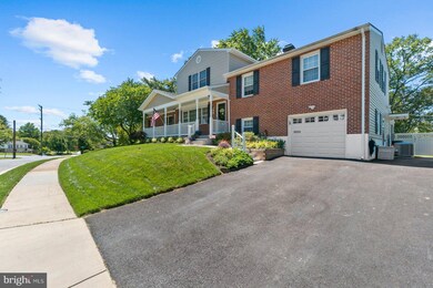 202 Stonewall Rd, Catonsville, MD 21228 - photo 2